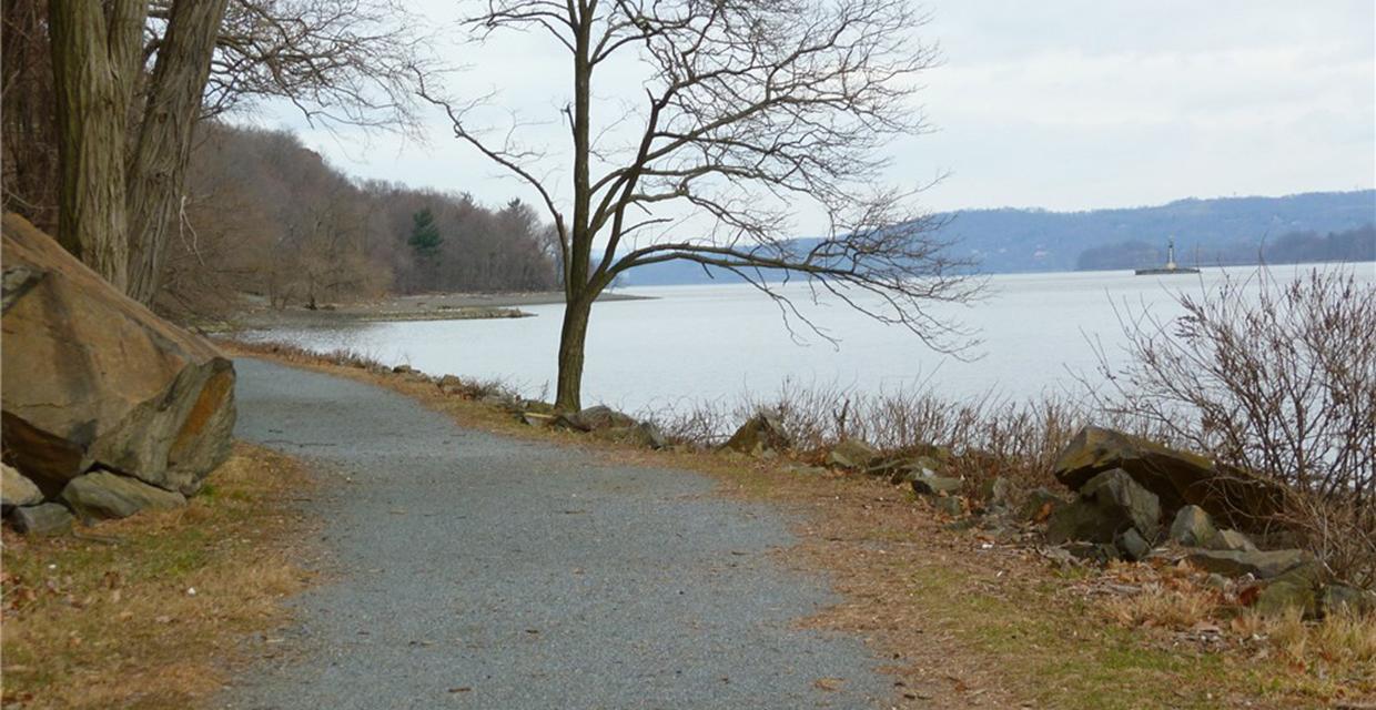 Bike Path along the Hudson River - Photo credit: Daniela Wagstaff