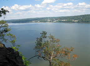 South view from the Long Path near High Gutter Point. Photo by Daniel Chazin.